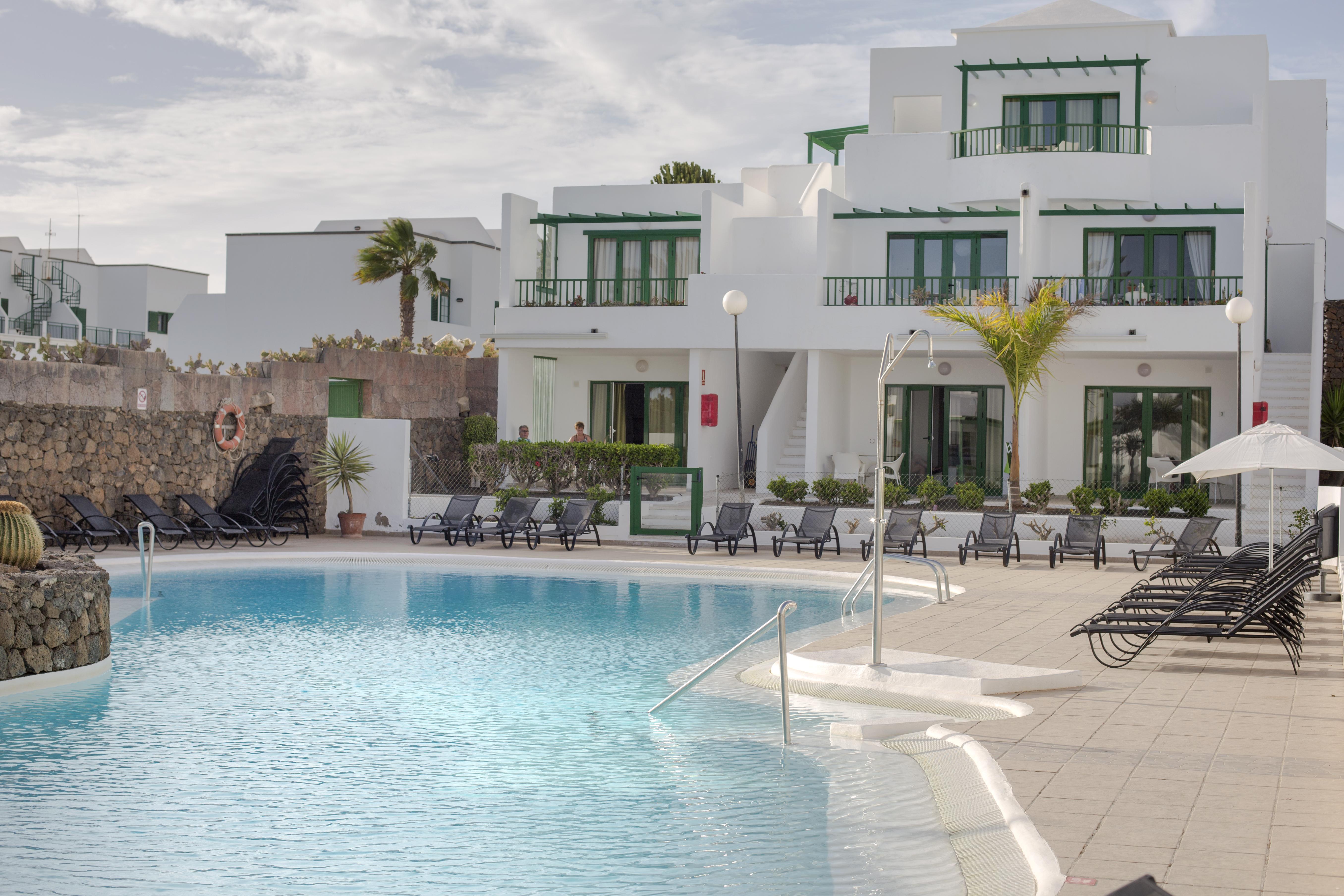 Apartamentos El Guarapo Costa Teguise Kültér fotó