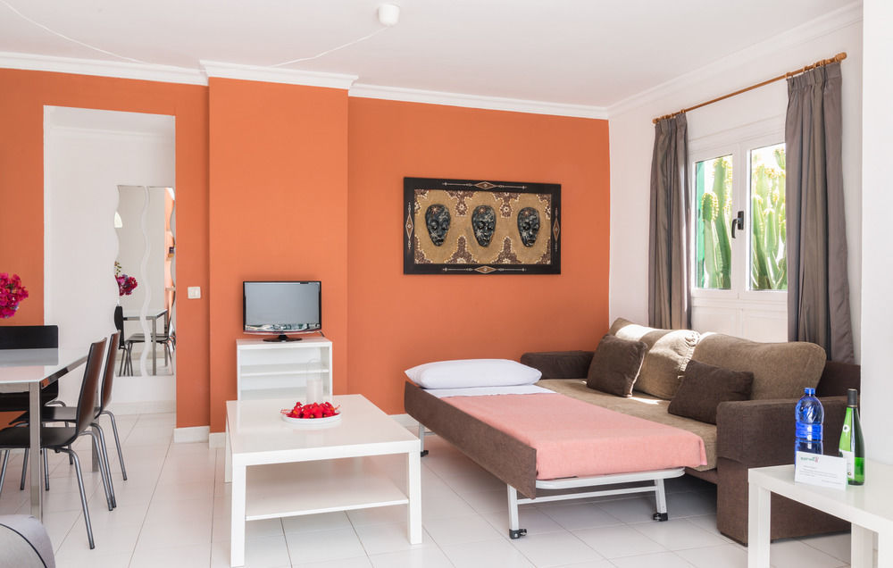 Apartamentos El Guarapo Costa Teguise Kültér fotó